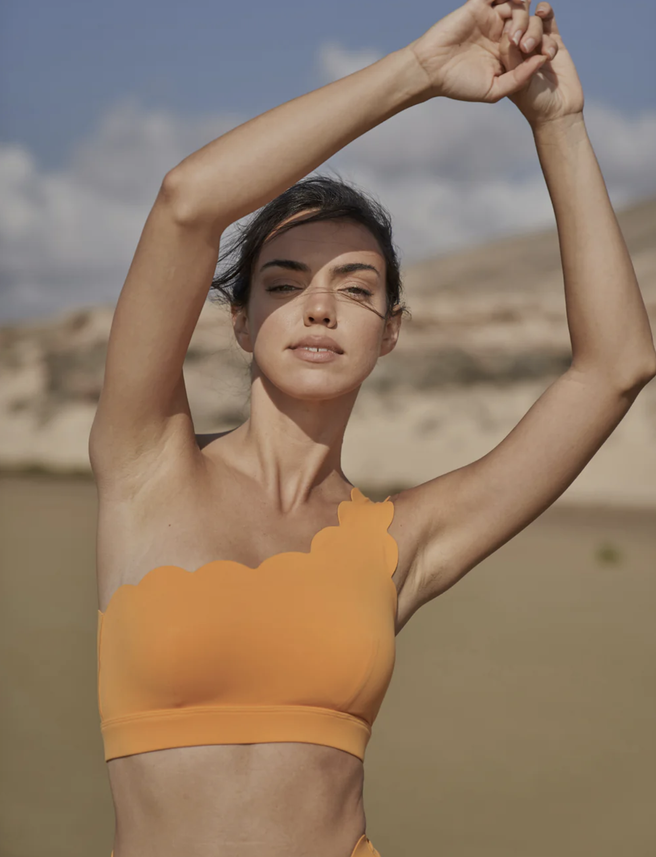 DYNAMIC ONE SHOULDER SPORTS BRA